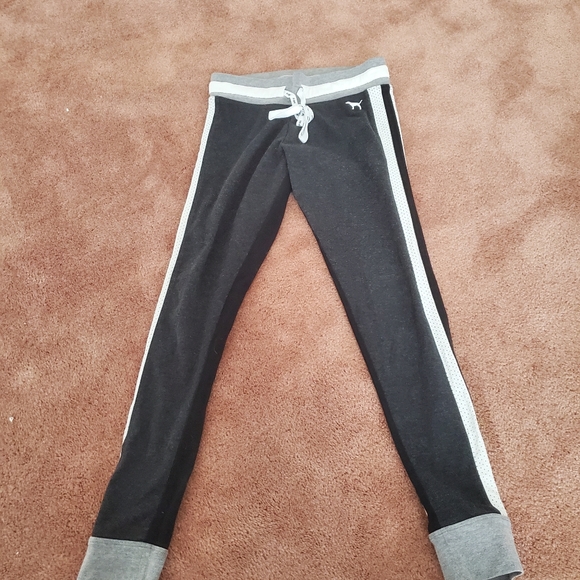 Victoria secret leggings - Picture 3 of 3